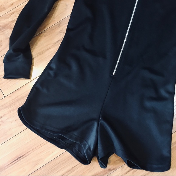 Nike one piece shorts romper running cycle outfit black small zip up - Picture 3 of 7